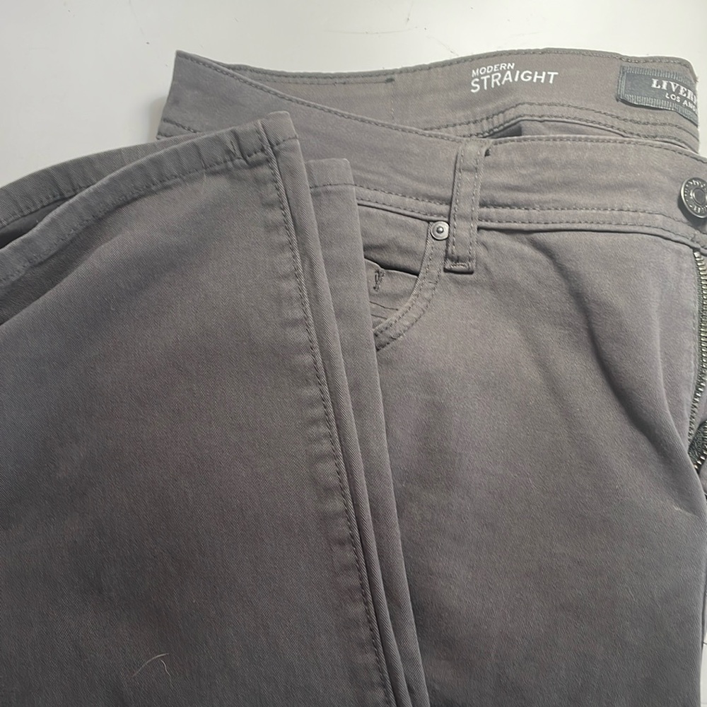 Liverpool Los Angeles Modern Straight Jeans